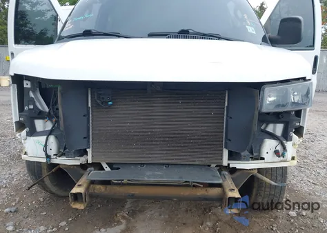 2021 Chevrolet Express Cargo Rwd 2500 Regular Wheelbase Wt z USA, uszkodzony, nr VIN 1GCWGAFPXM1149144